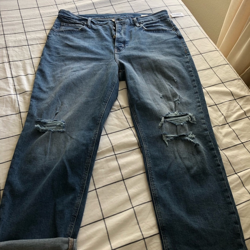 Old navy wide ripped jeans size 16